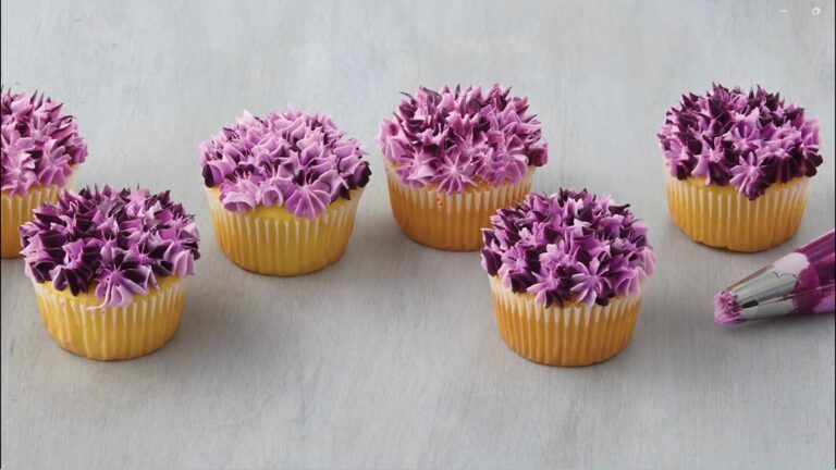 Mehr über den Artikel erfahren Buttercreme Spritzkurs